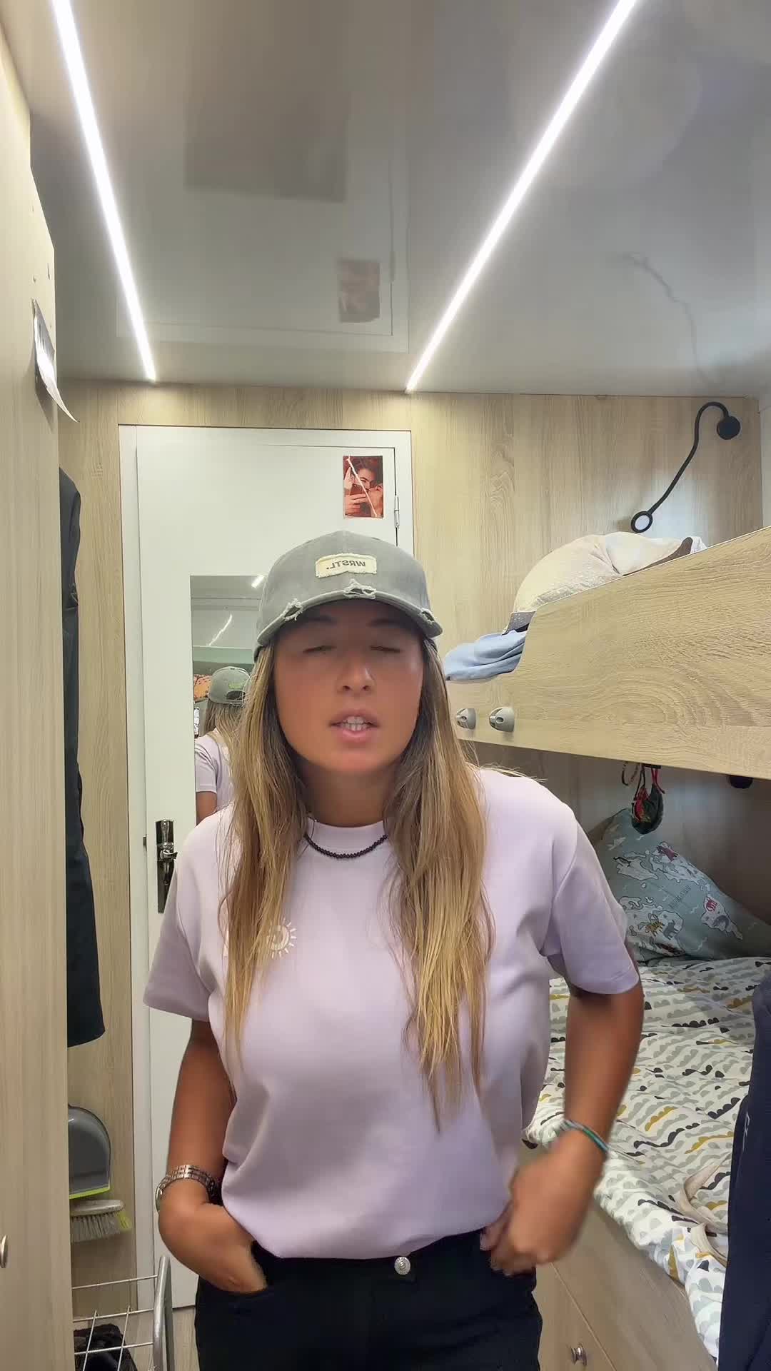 @juliamermillod