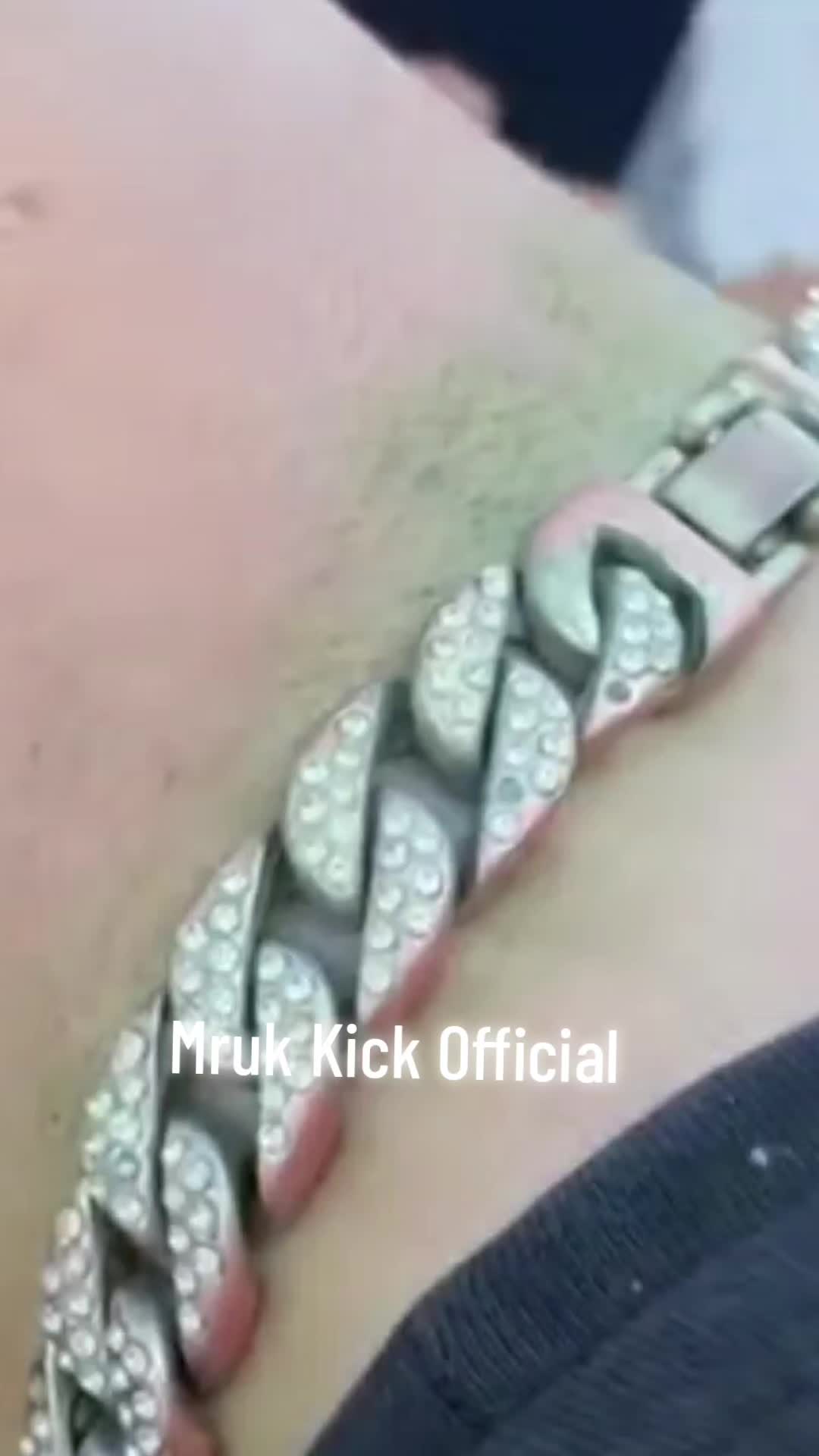 @mrukikkickofficial
