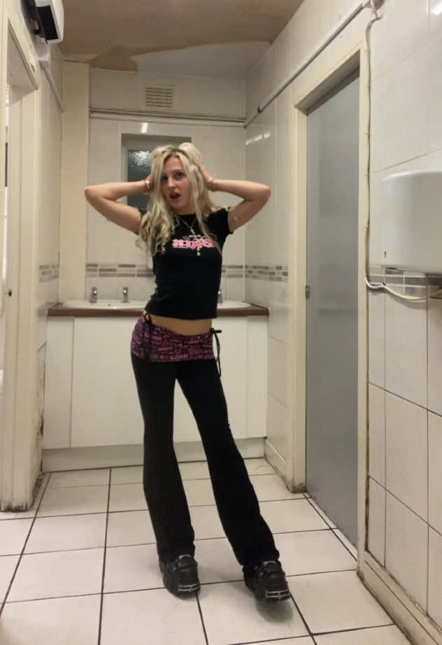 @TheGirlNextdoor🪷🫧