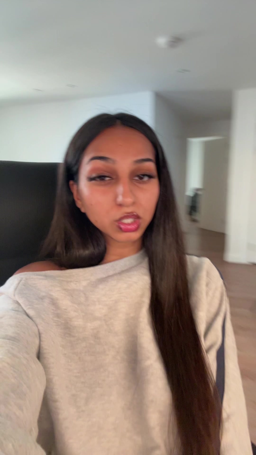 @khiarra