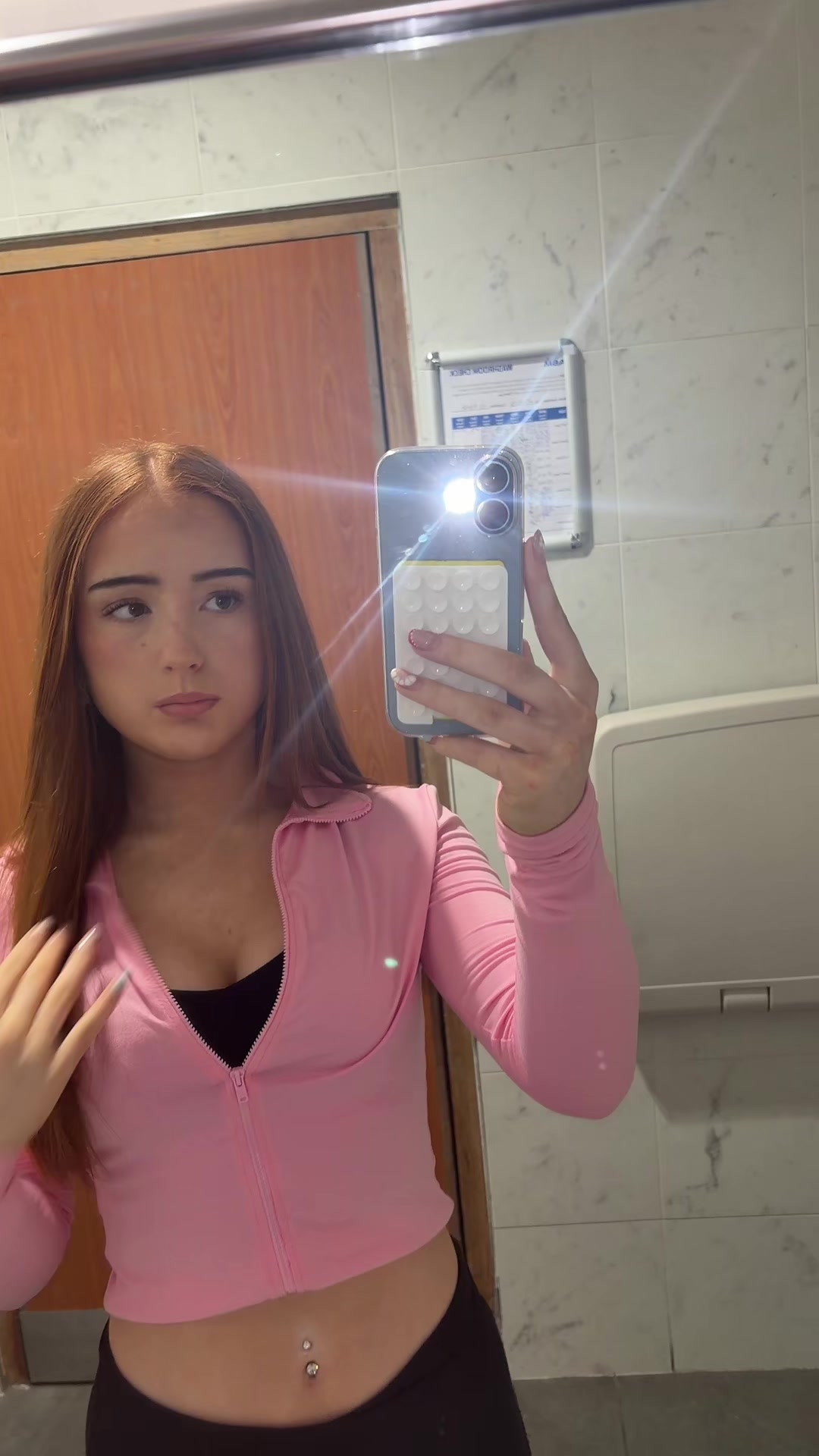 @secretspam😚😚