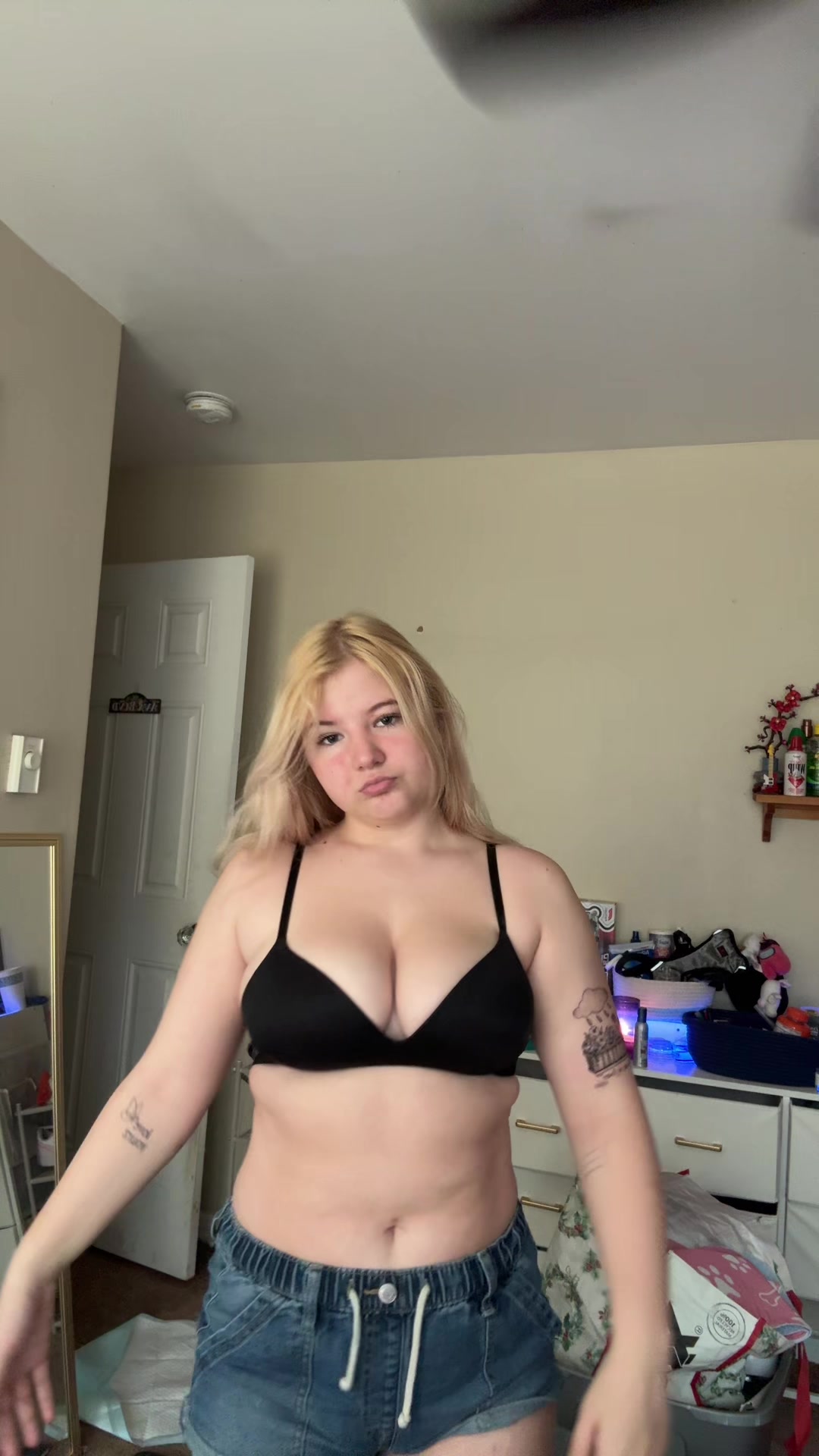 @avas_leeving