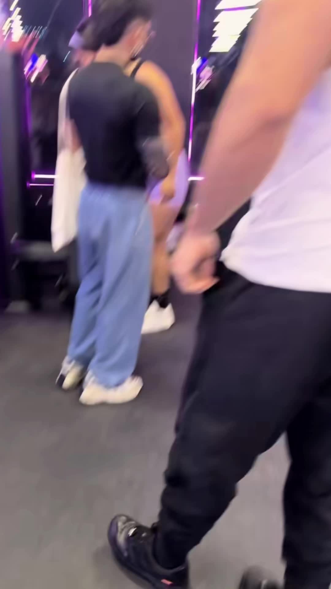 @️