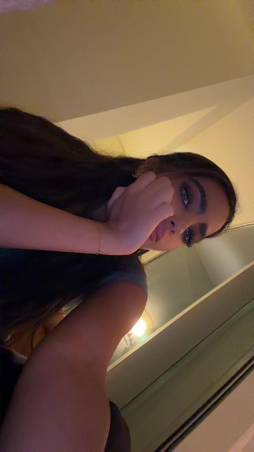 @🦋🇮🇶