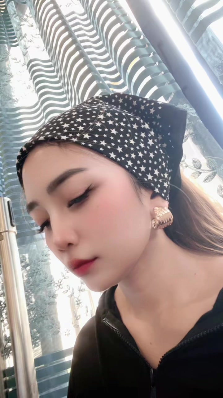 @โฌ๐๐ฆ๐๐๐๐๐๐