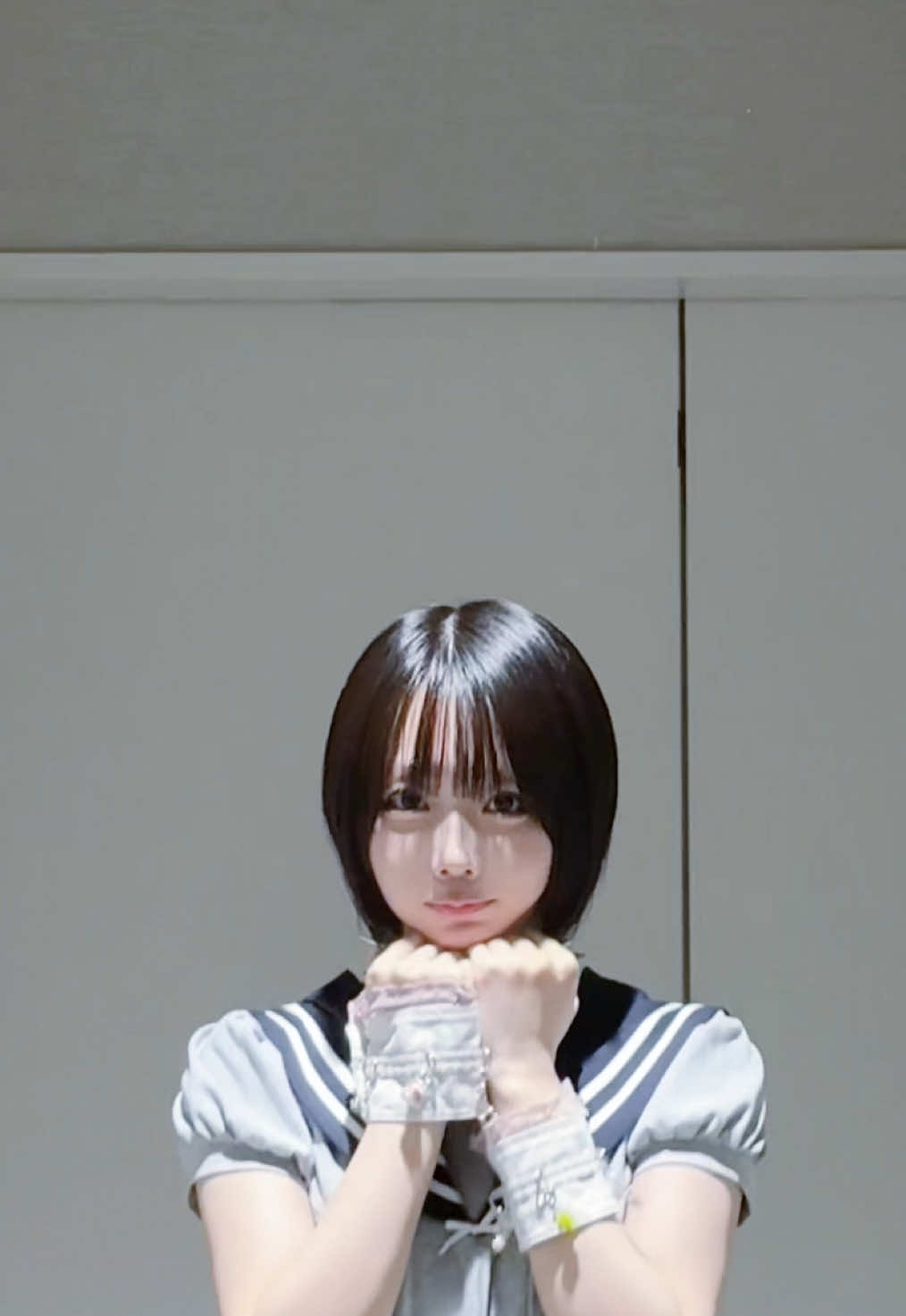 @あの