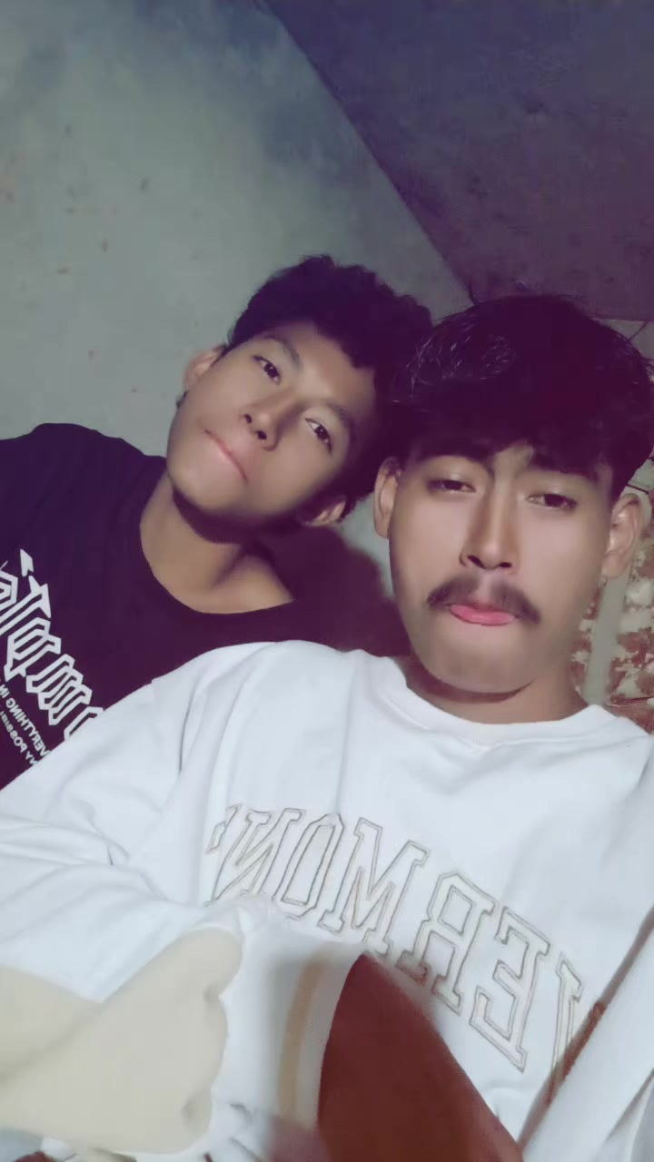 @Tharu boy 🤭🫡🫶