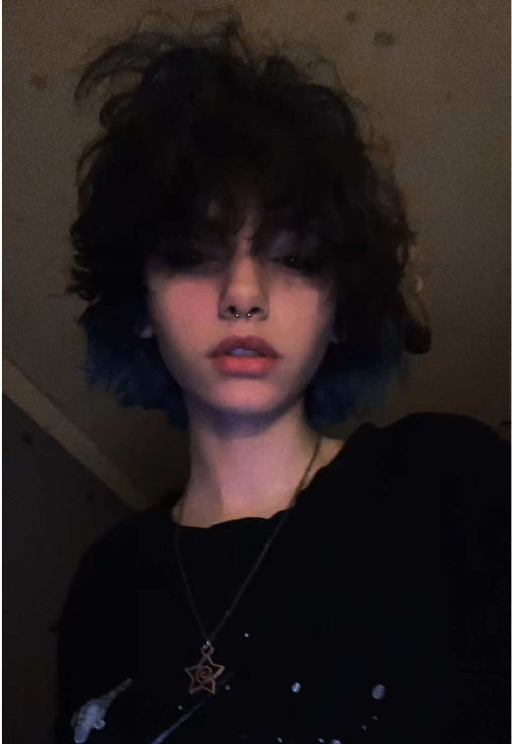 @T<3
