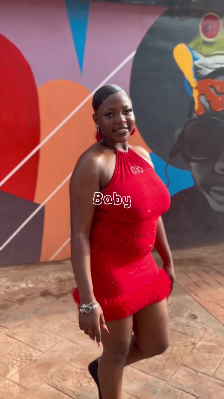 @Sexy Busty Oma 🥰🥰