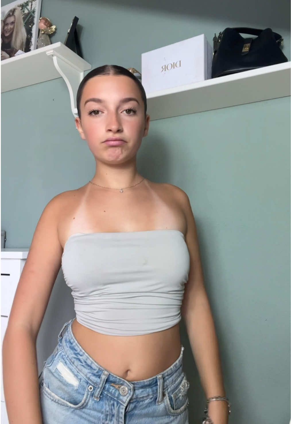 @nicolee