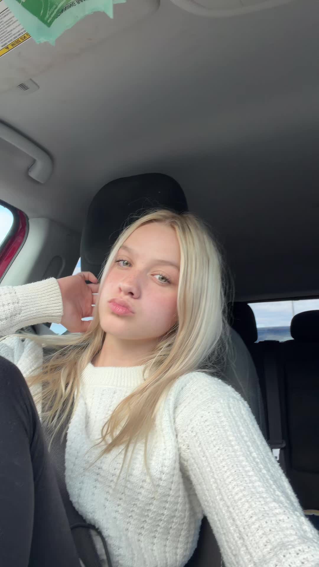 @harlaylay