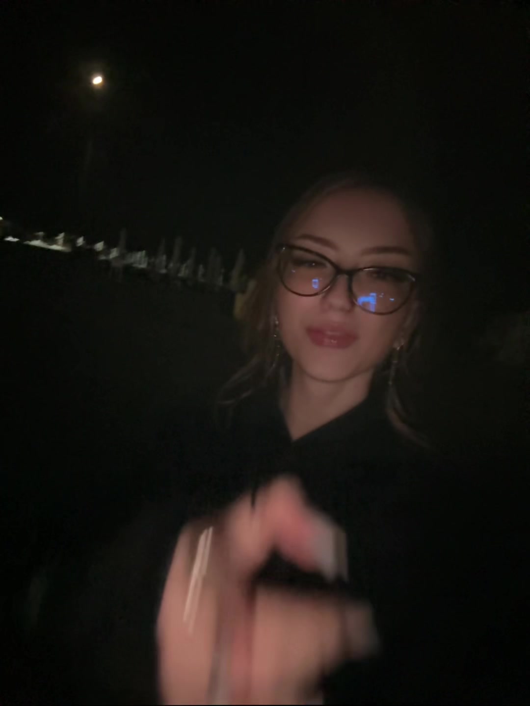 @🖤