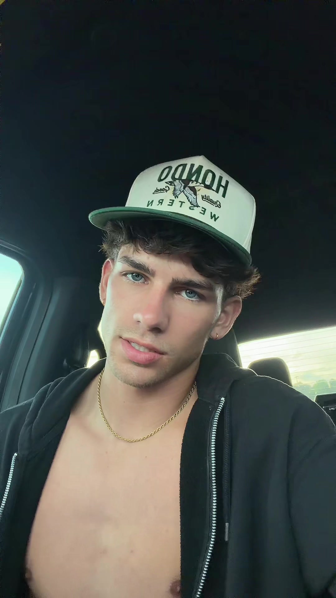 @cayden v