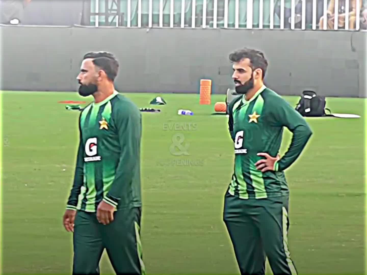 @CRICKET 👀👅