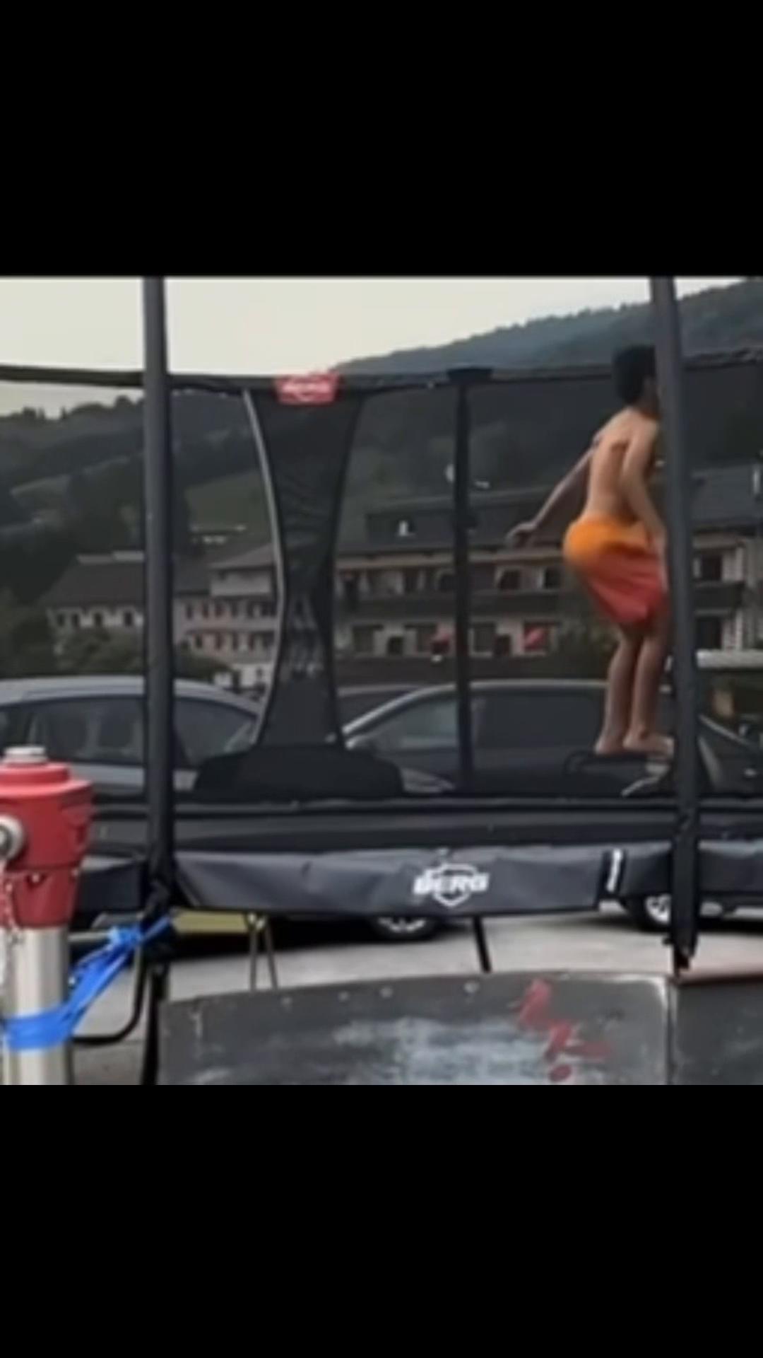 @Adam🇦🇹