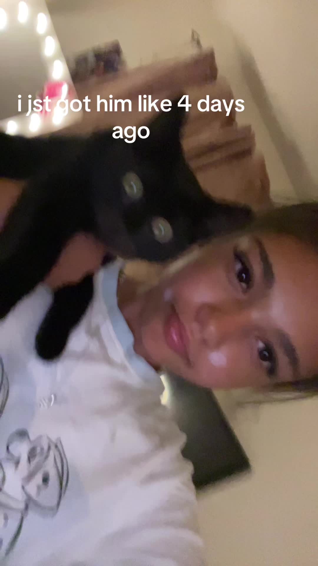 @🦄