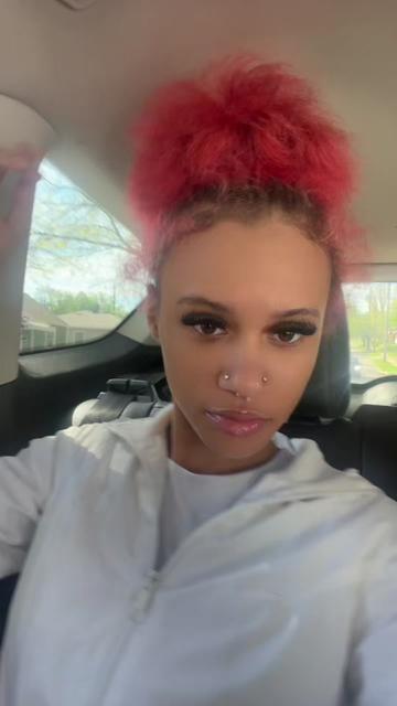 @la