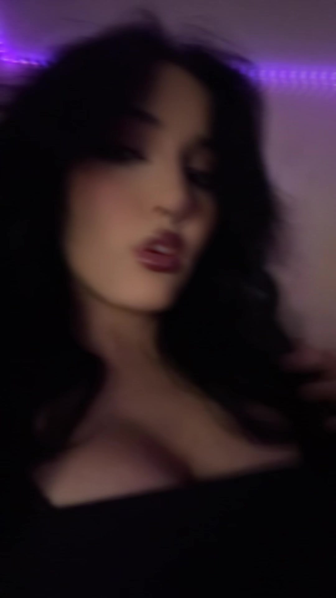 @AveryL