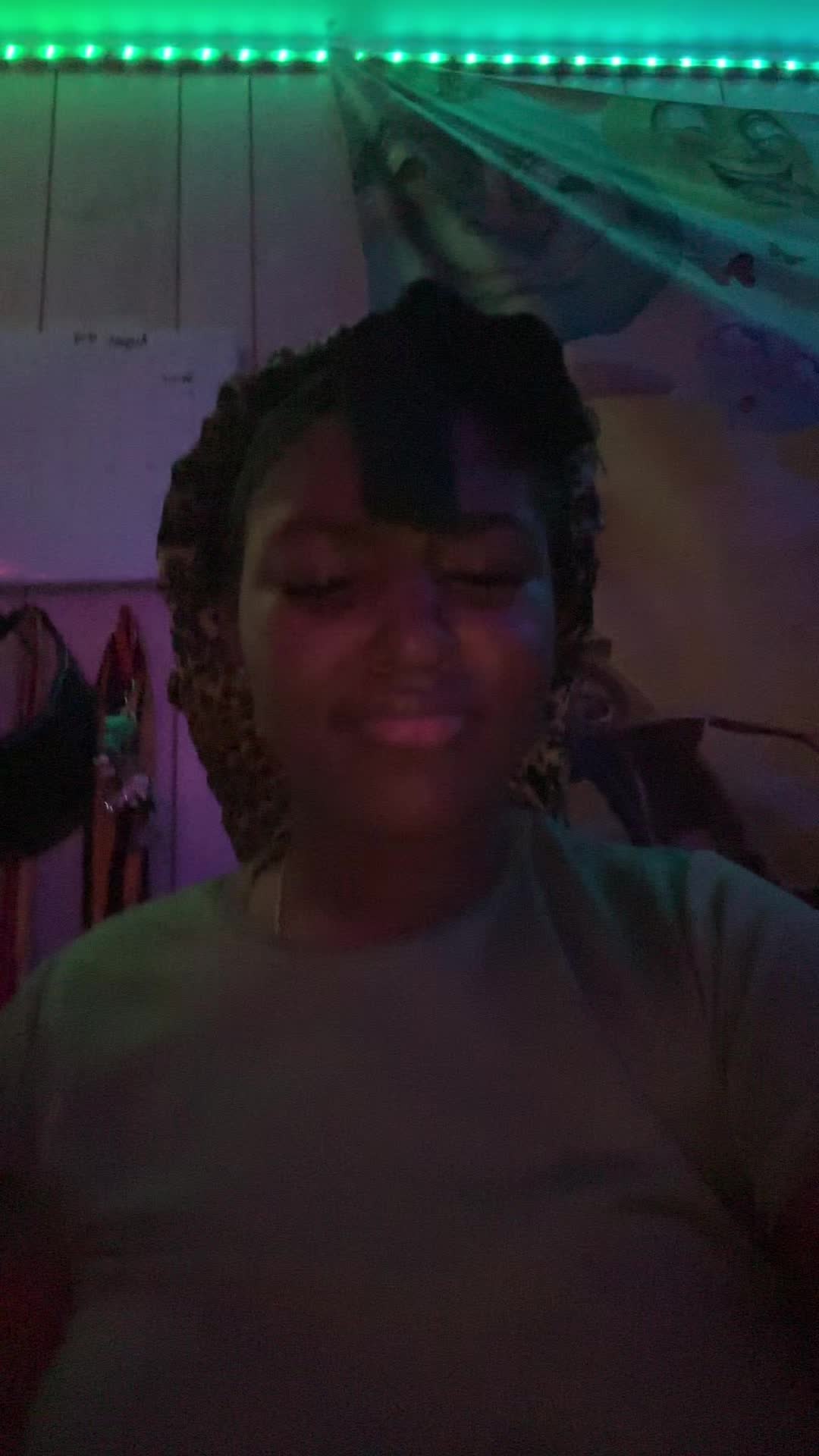 @Olivia Noel