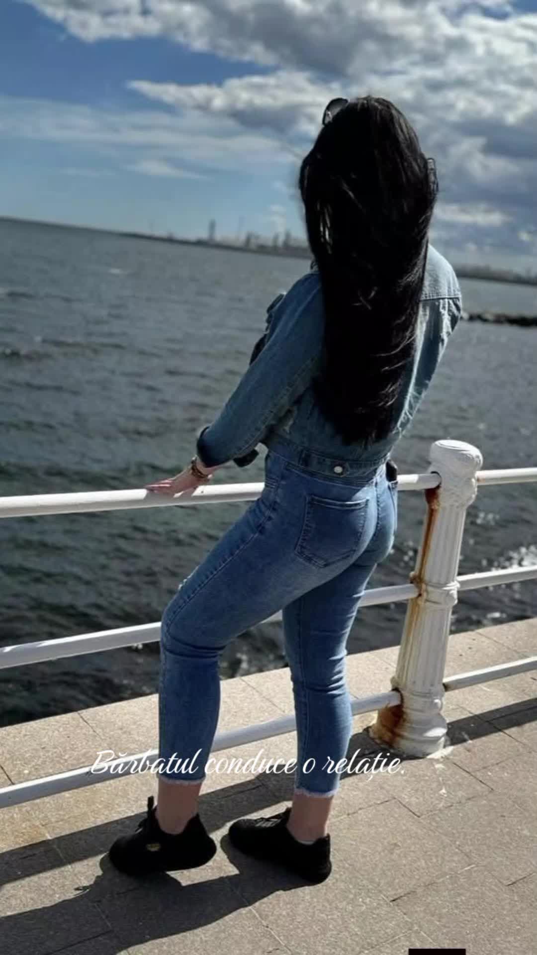 @Cristina Georgiana