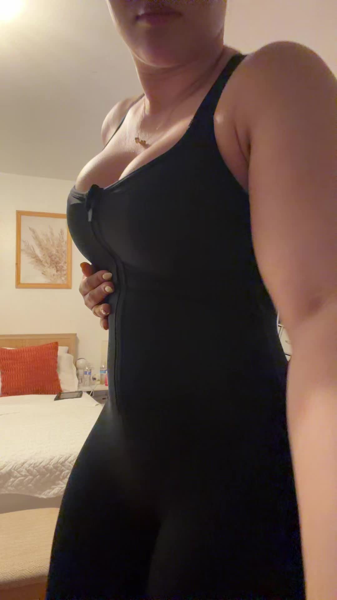 @emelytavv