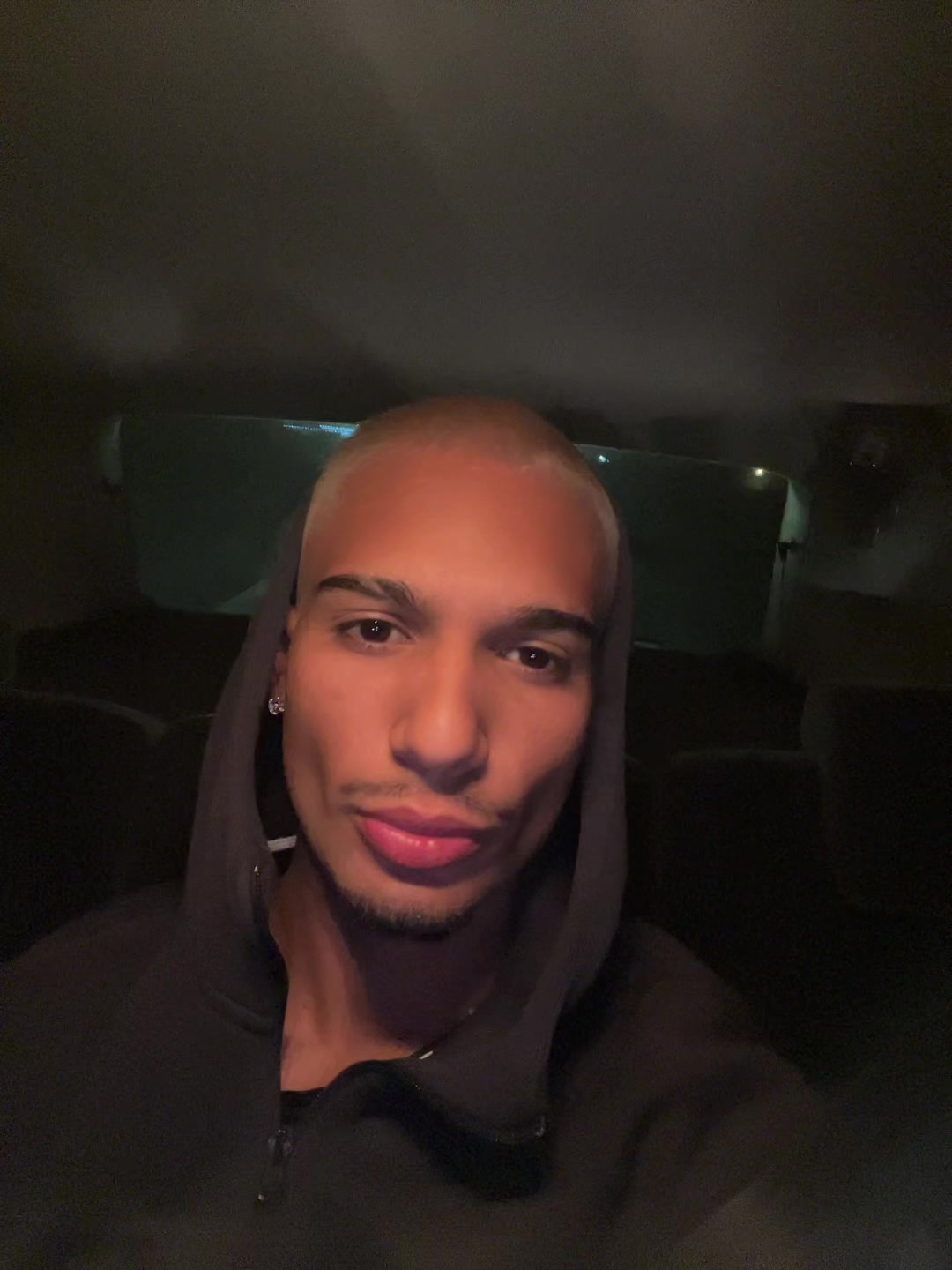 @kizz