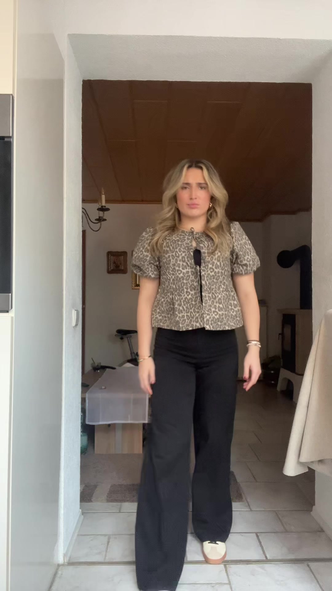 @Alexandra-Maria:)