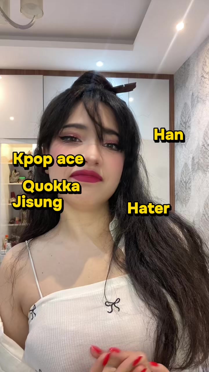 @Loona🐿️