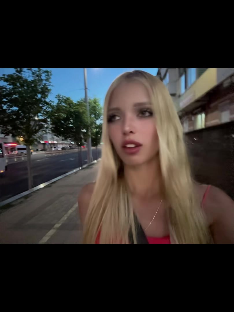 @lili18