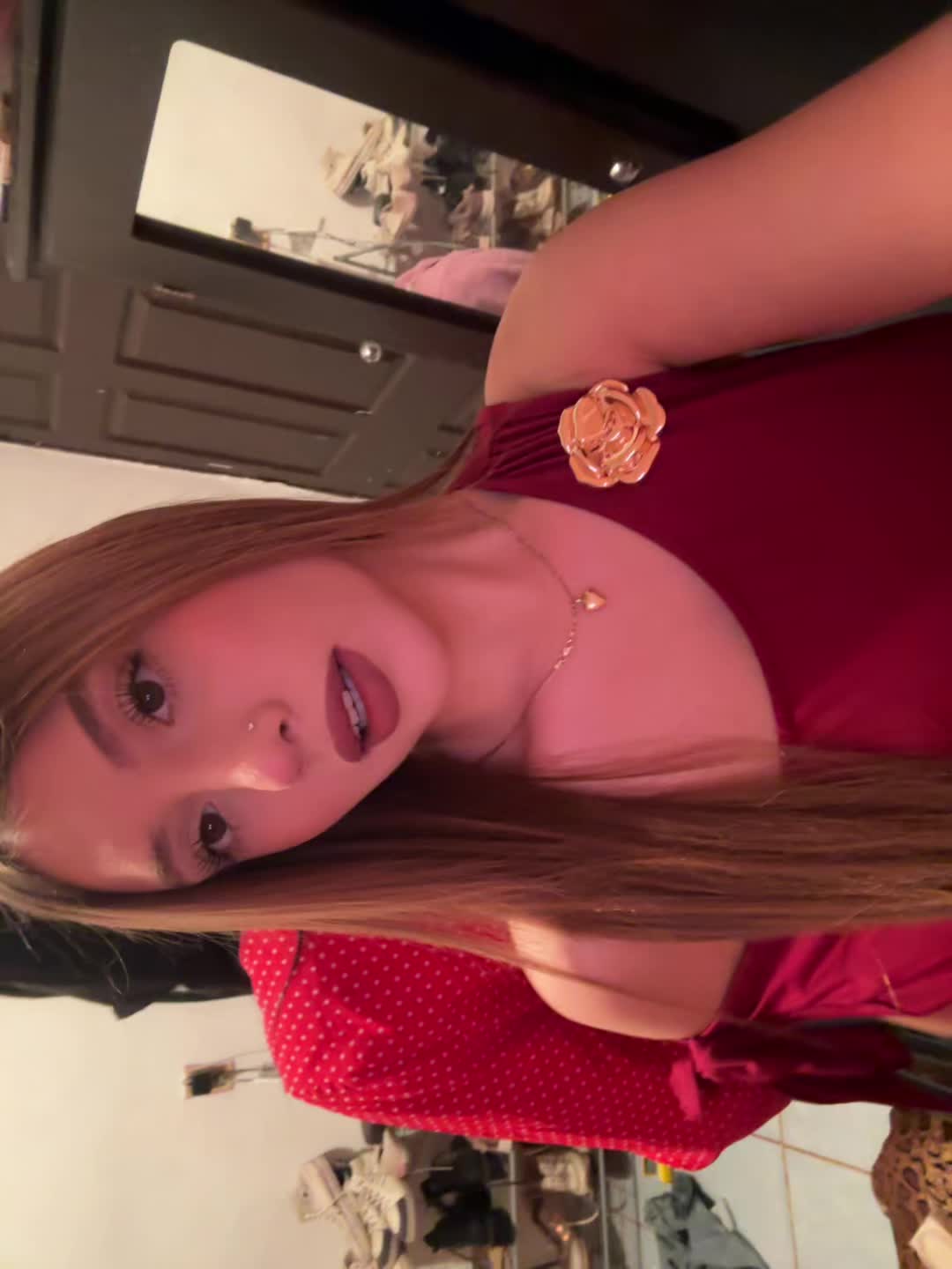 @Nicole💕