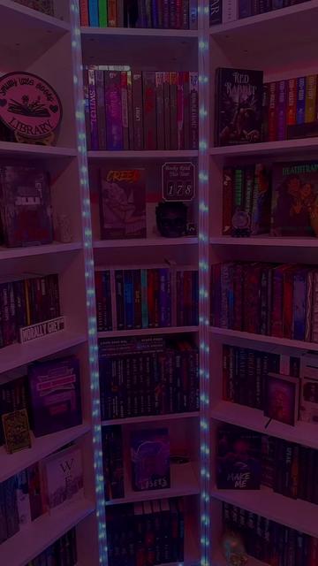 @Smutty.Little.Books 🕸️🕷️📚🖤