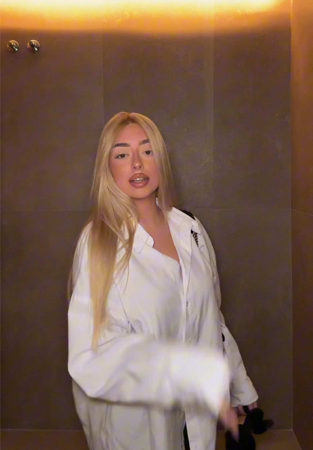 @Carolmtnz_