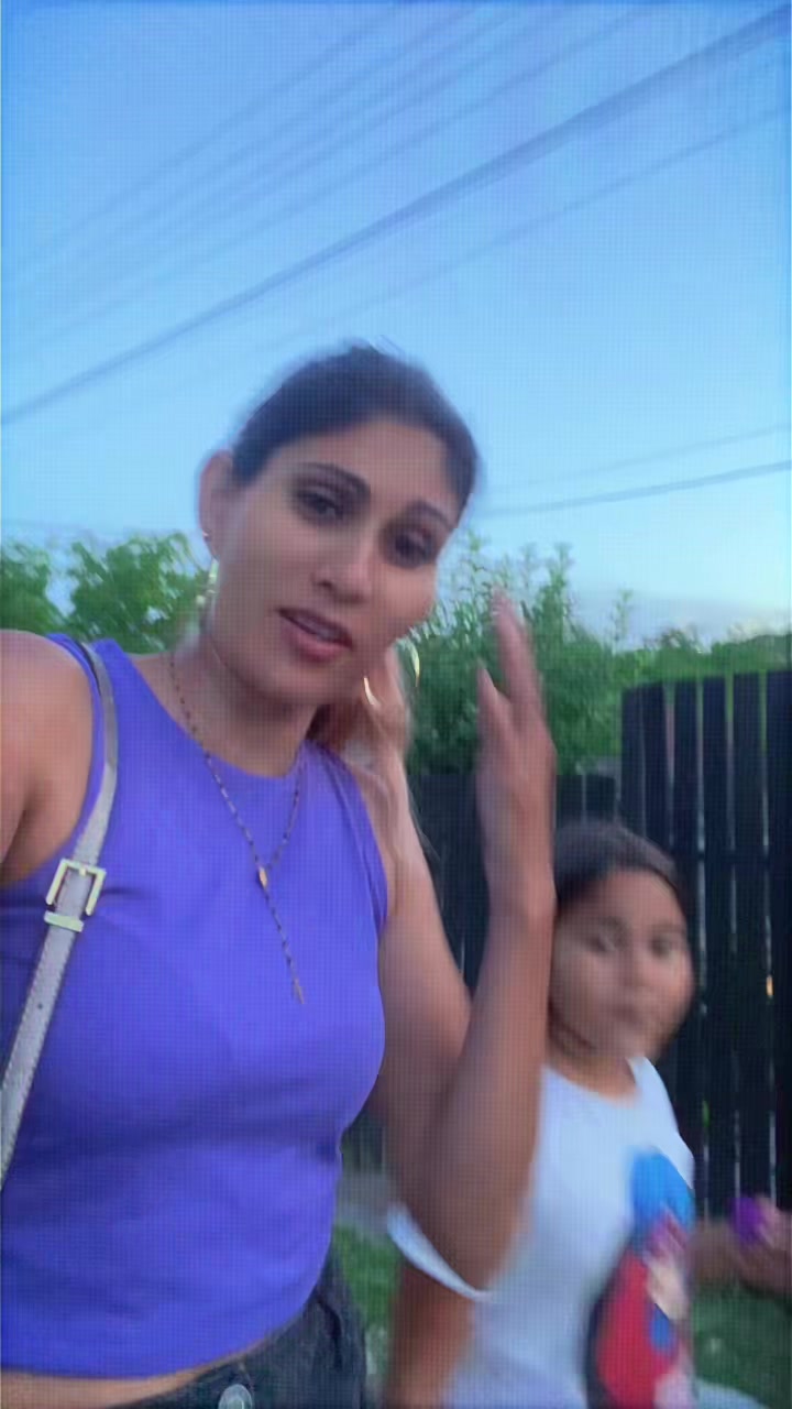 @💞💞Laura brunețica👑 👑