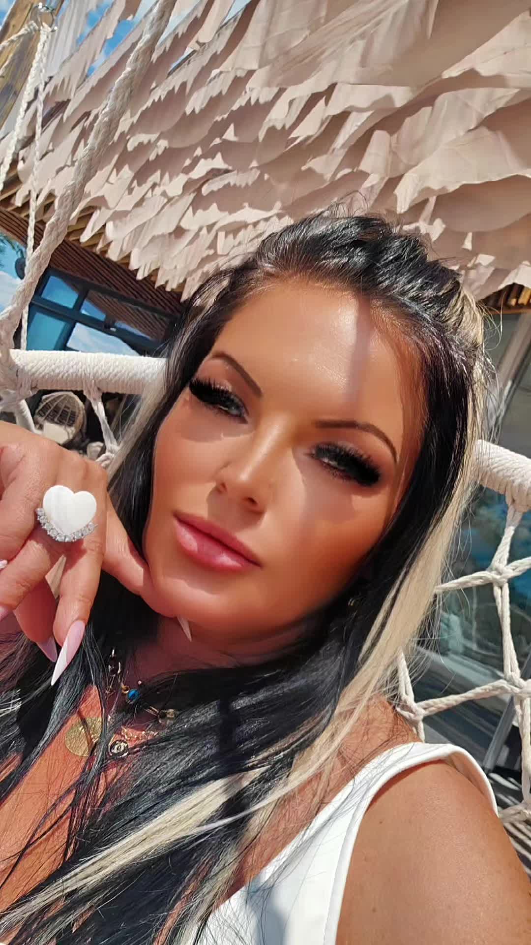 @Алёна