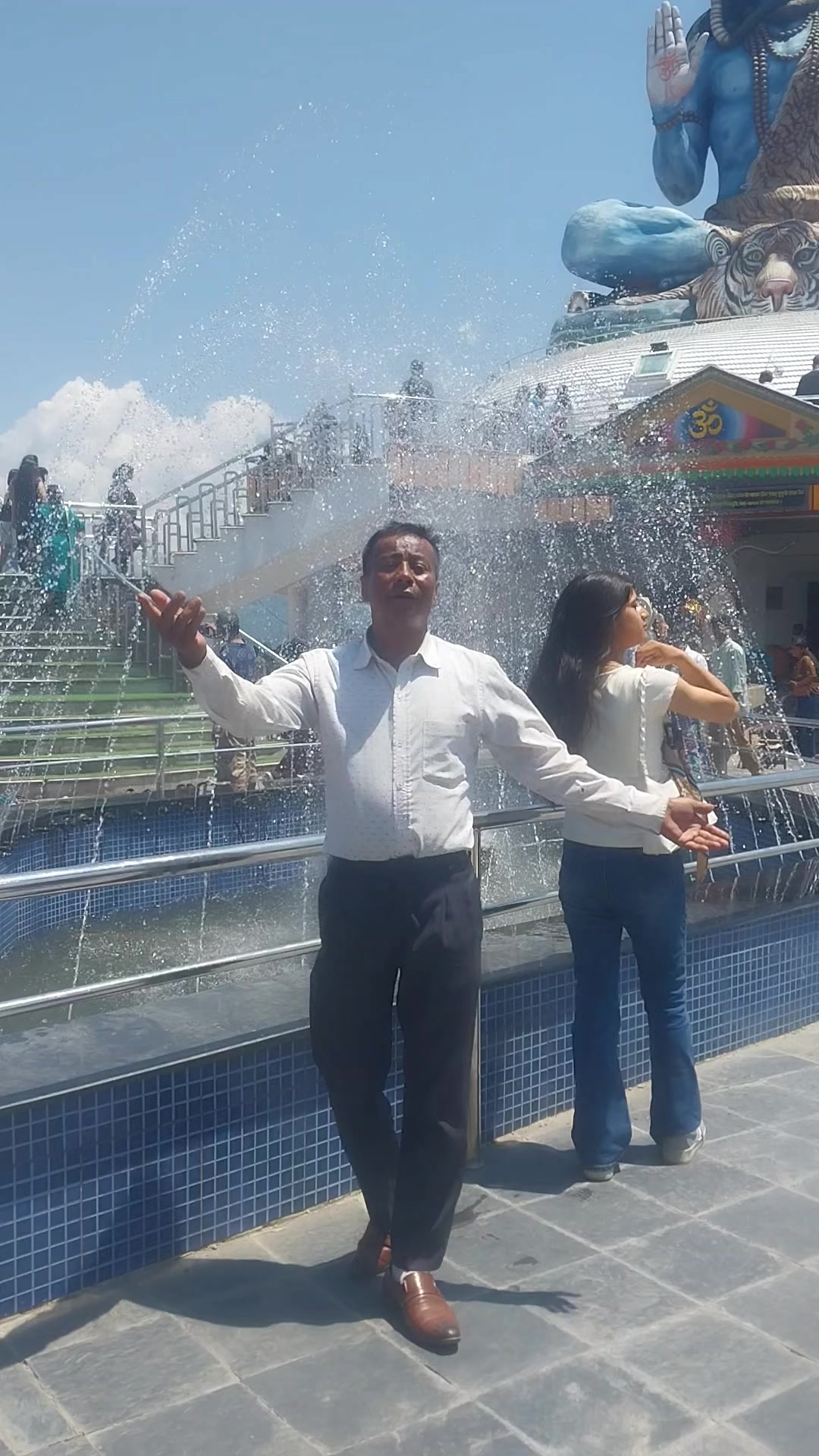 @भक्तलाल श्रेष्ठ