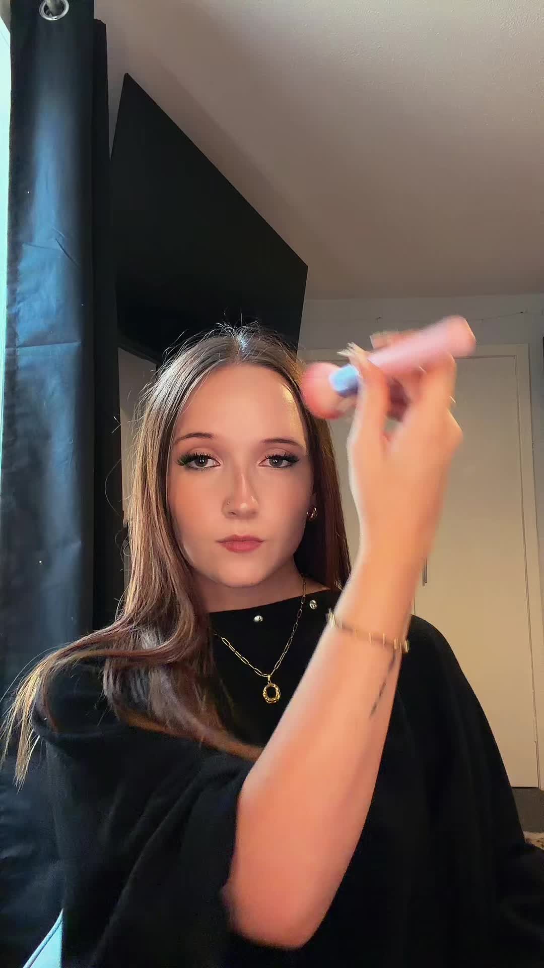 @𝒦ℯ𝒾𝓇𝒶 ℰ𝓁𝒾𝓏𝒶𝒷ℯ𝓉𝒽