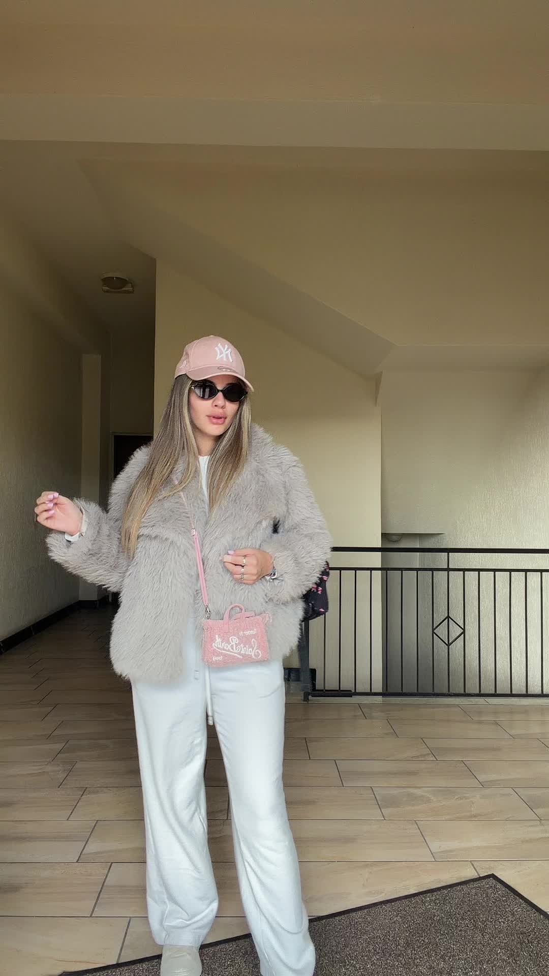 @sofia🍒