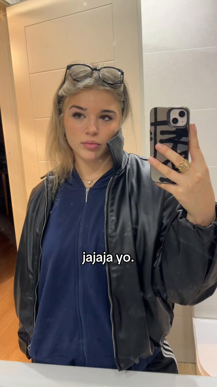 @𝐄𝐬𝐭𝐞𝐟𝐚𝐧𝐢𝐚
