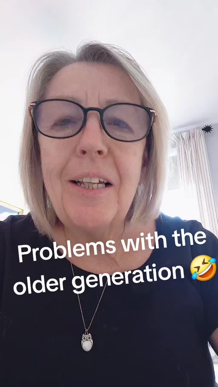 @Granny_In_The_Groove