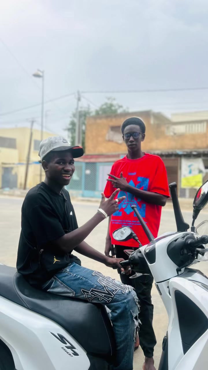 @Messi✌️ bou 🩸ndaw🏍️
