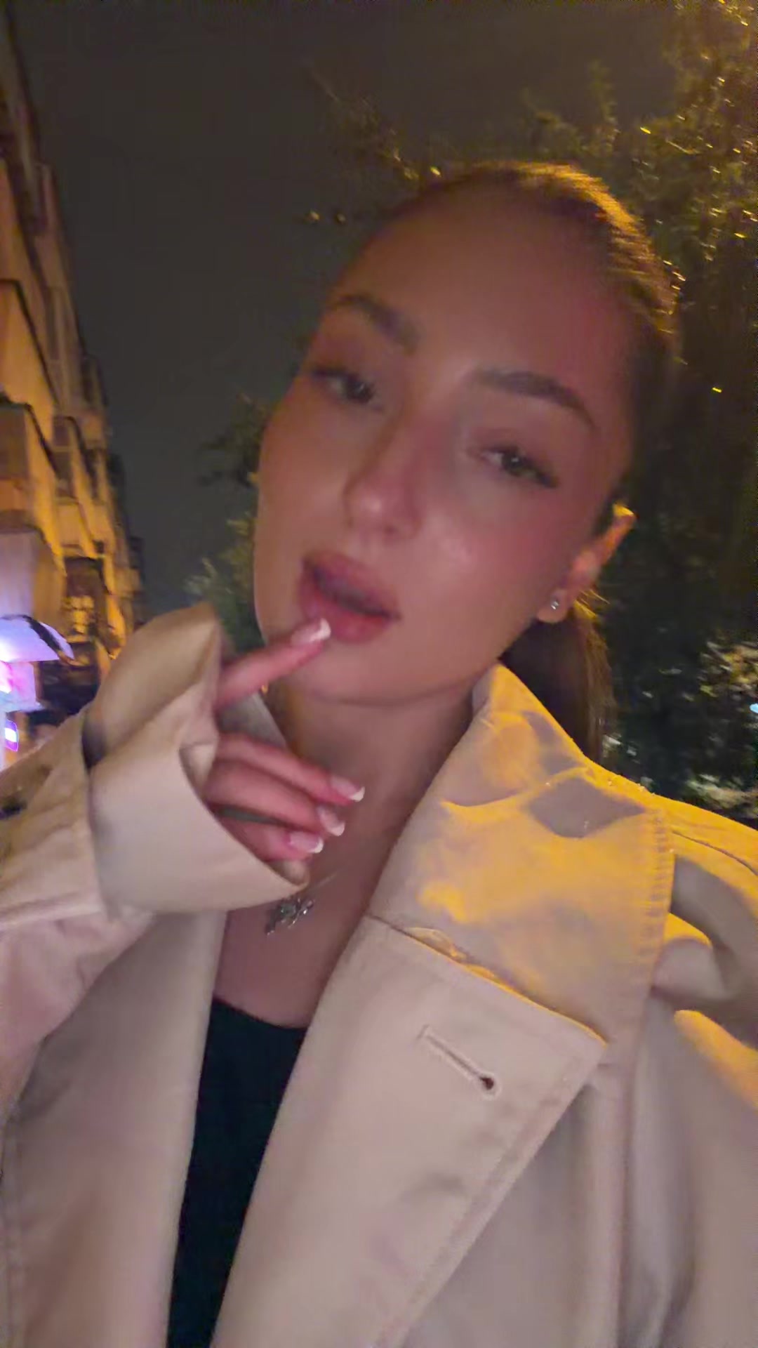 @лиза