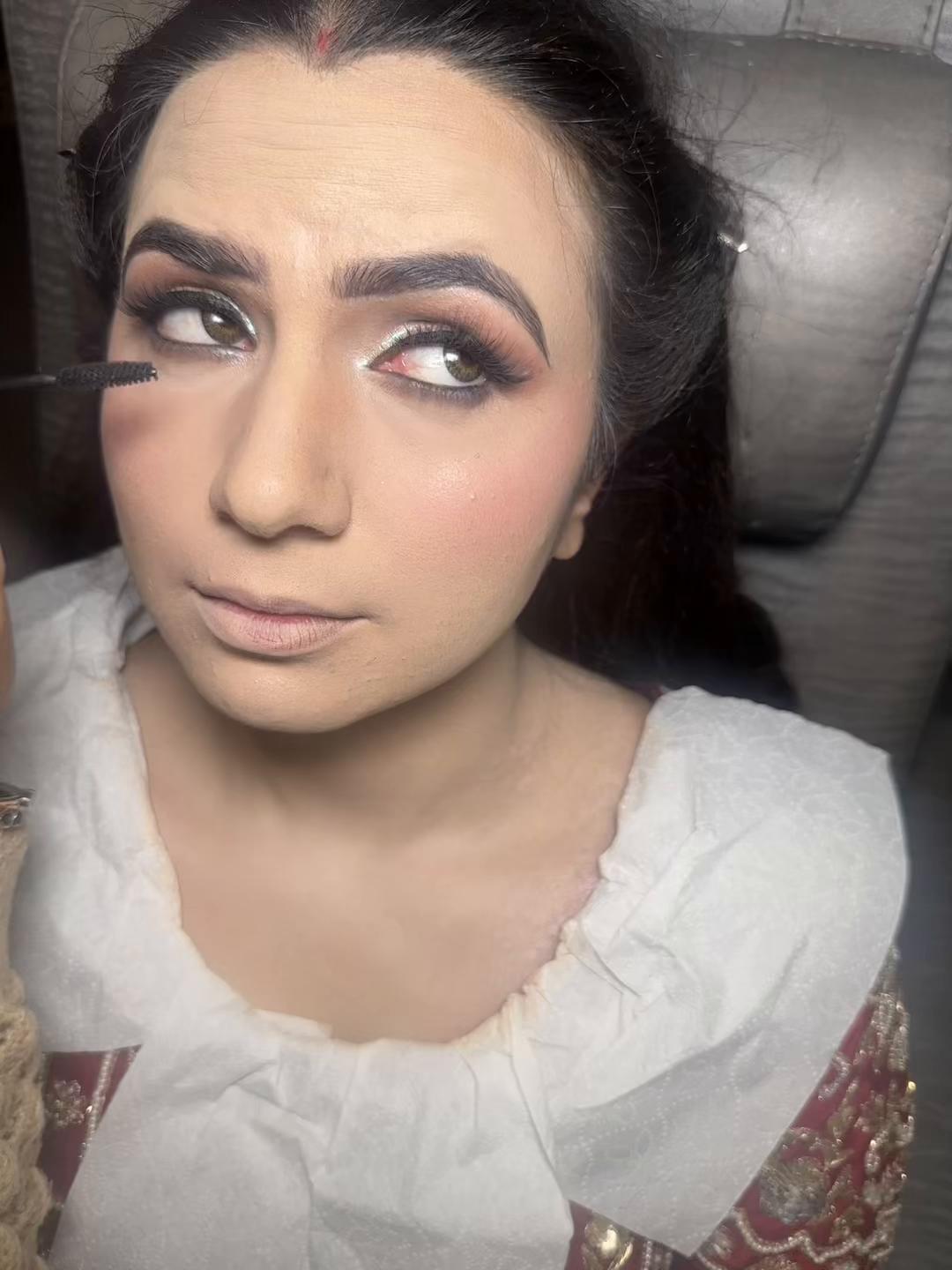 @Makeitlovely1