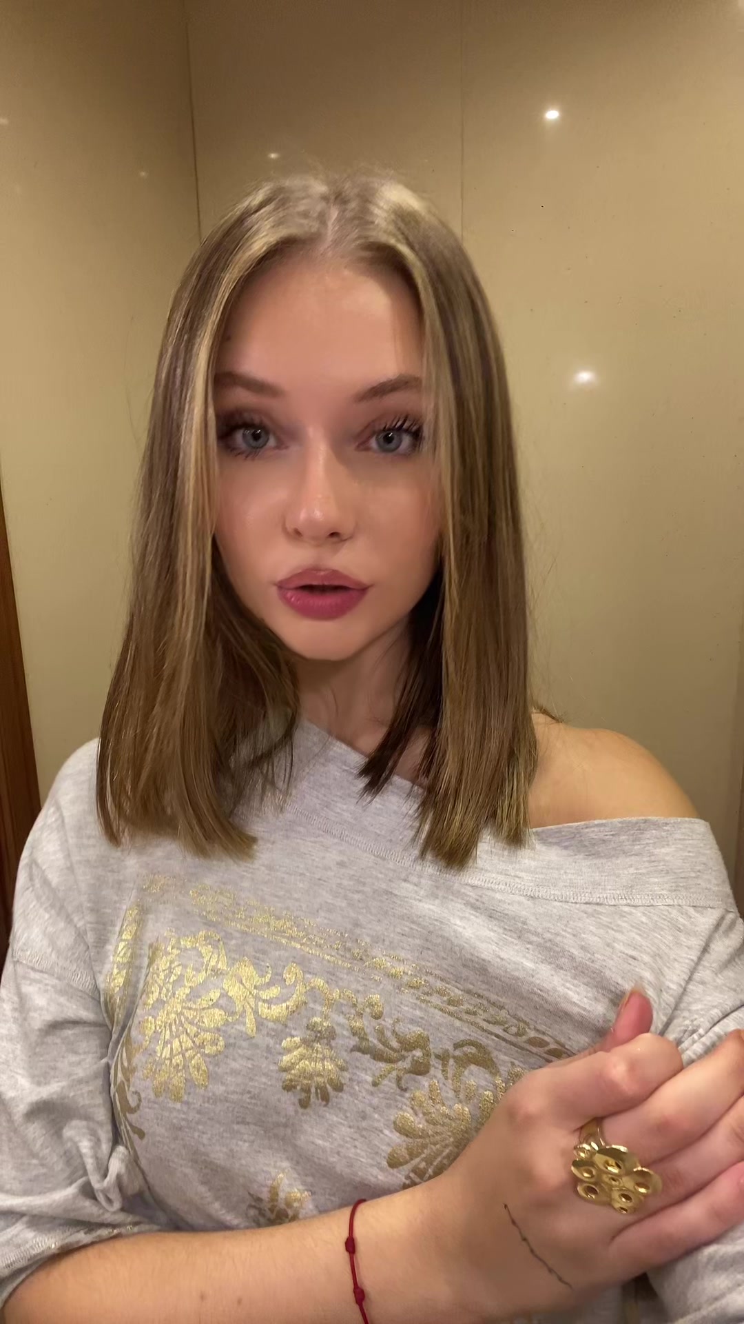 @𝑳𝒊𝒍𝒚🎀