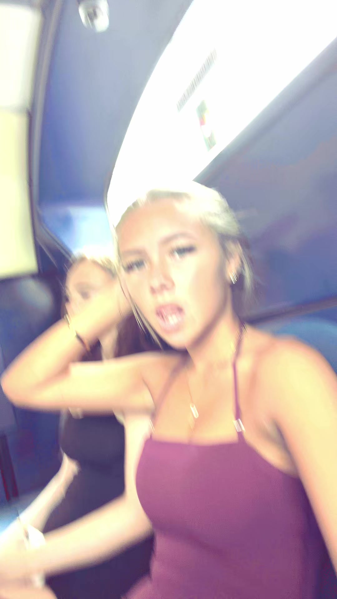 @Aniyspammiieeee