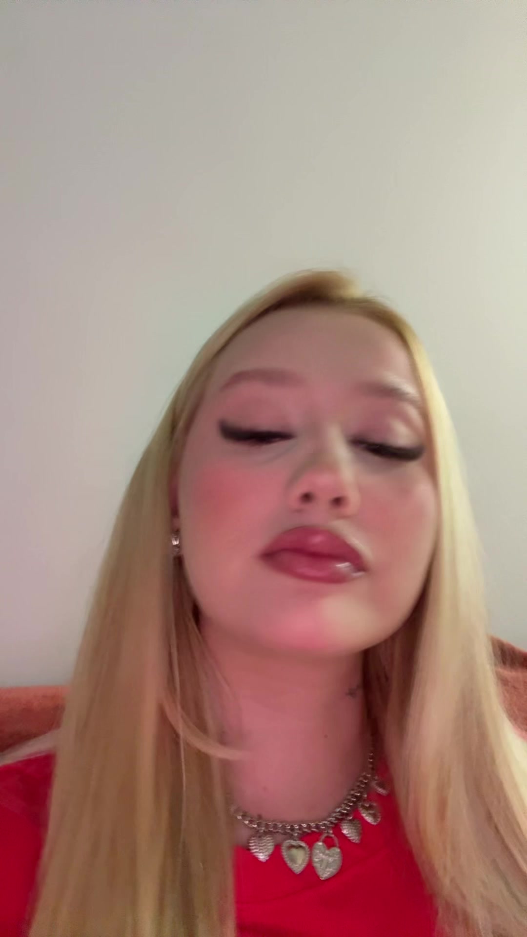 @gabriellypelizario