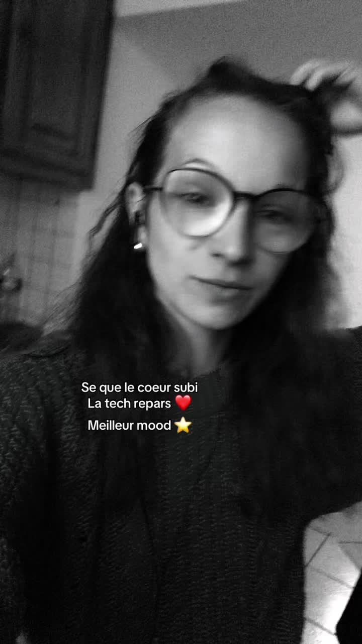 @Minimoys 🙋&zwj;♀️