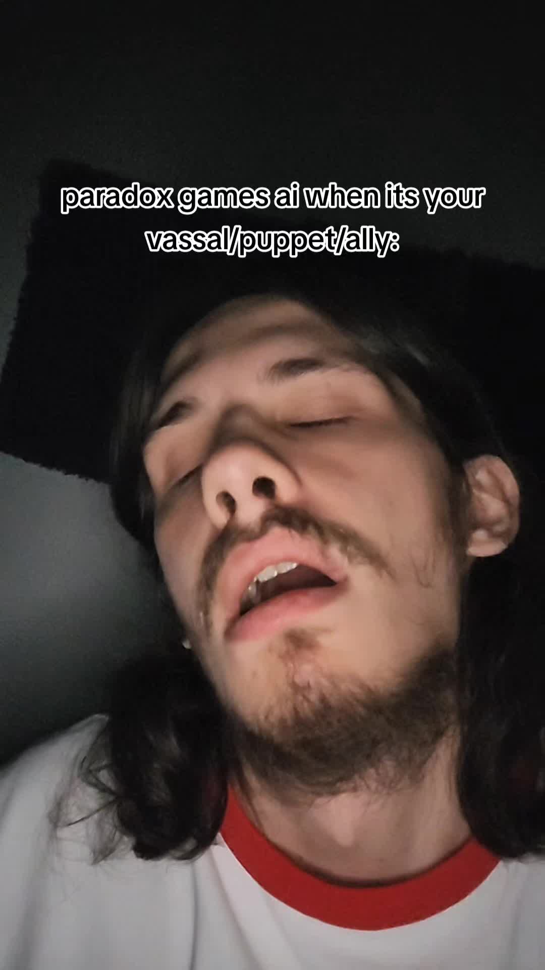 @HolyMolyXrystos