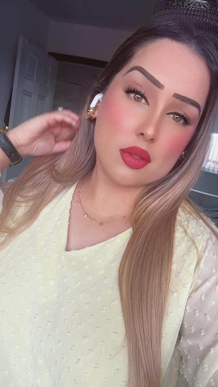 @Sonia_Ibrar