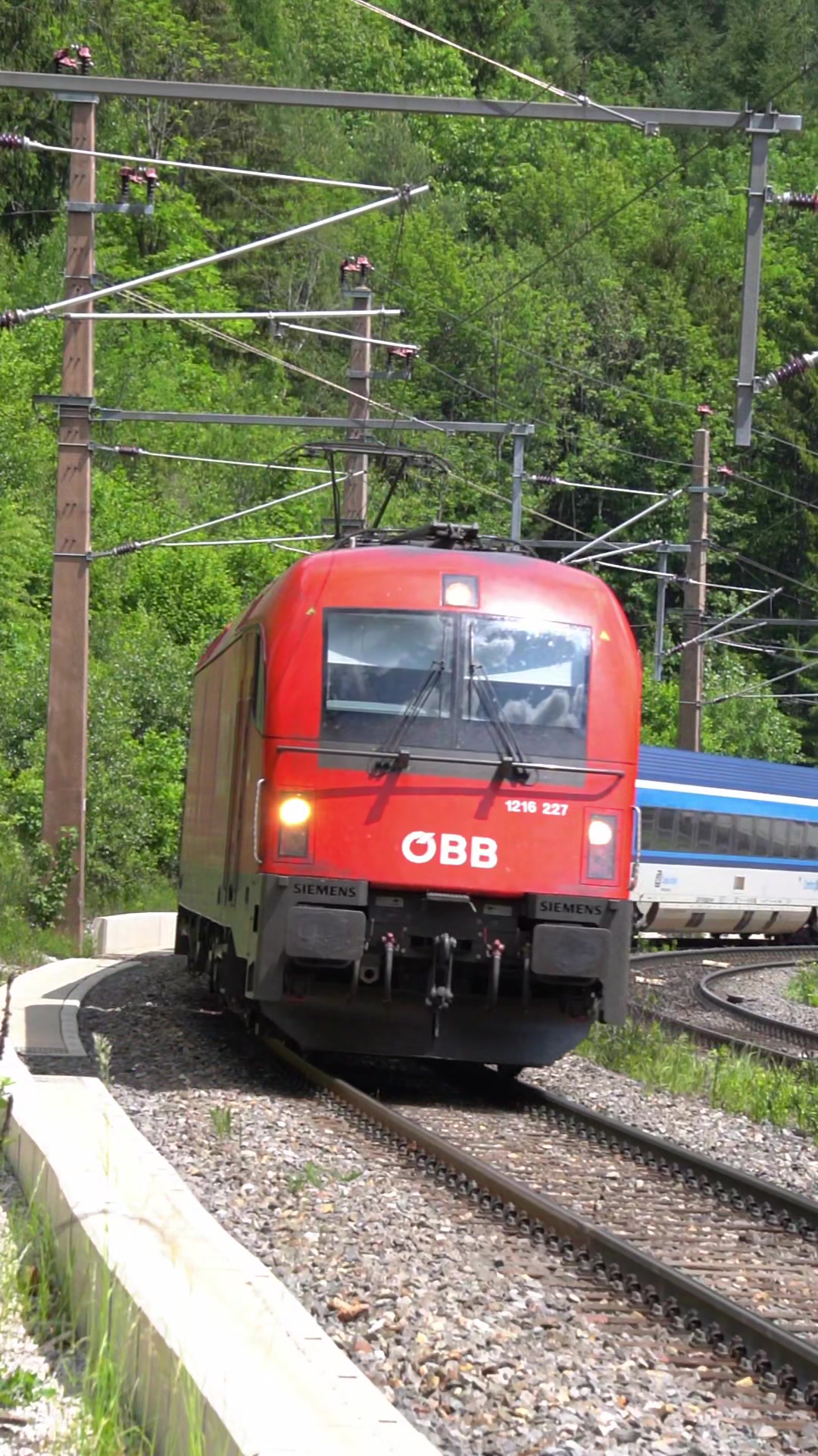 @Trainspotter Andreas 🍻🏳️🌈