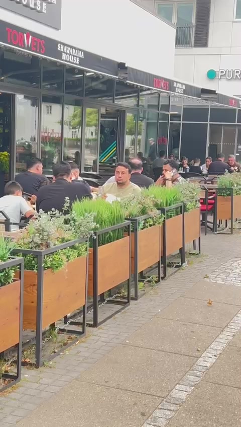 @Torvets Shawarma House
